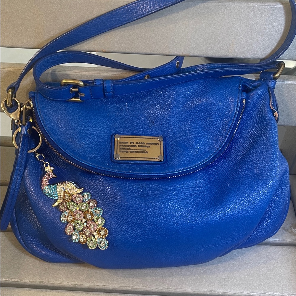 MARC JACOBS - EUC - Royal Blue HOBO Crossbody w Peacock Bag Charm